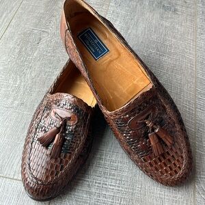 EUC Bostonian Florentine Tasseled Slip Ons